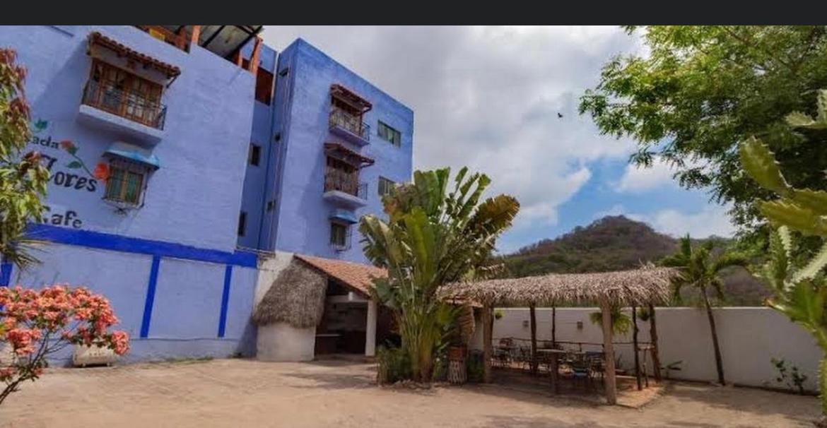 Posada Las Flores Los Ayala Luaran gambar